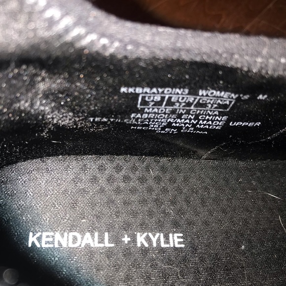 Size 7 Kendall & Kylie “Braydin sneakers” - Picture 5 of 5